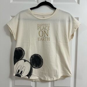 Disneyland Hong Kong Exclusive (M) Cream Mickey T-Shirt: Happiest Place On Earth